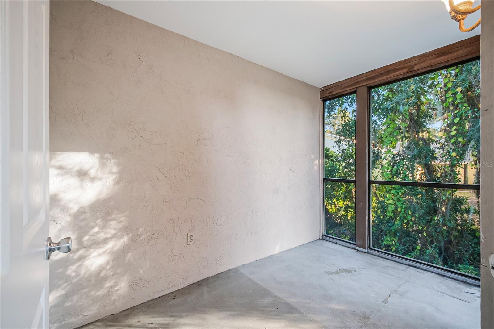 Image 32 of 45 For 500 Newell Hill Road 106d