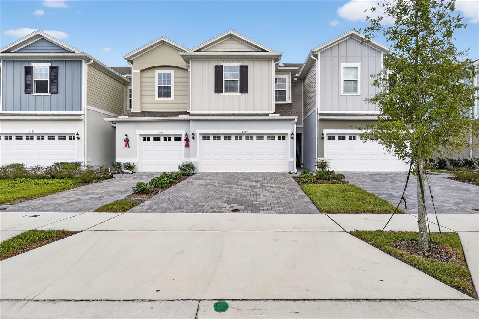 Image 2 of 30 For 1325 Stockwell Avenue