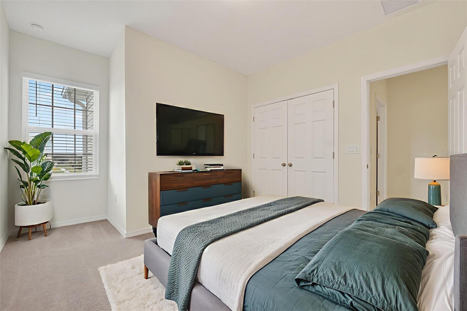 Image 26 of 30 For 1325 Stockwell Avenue