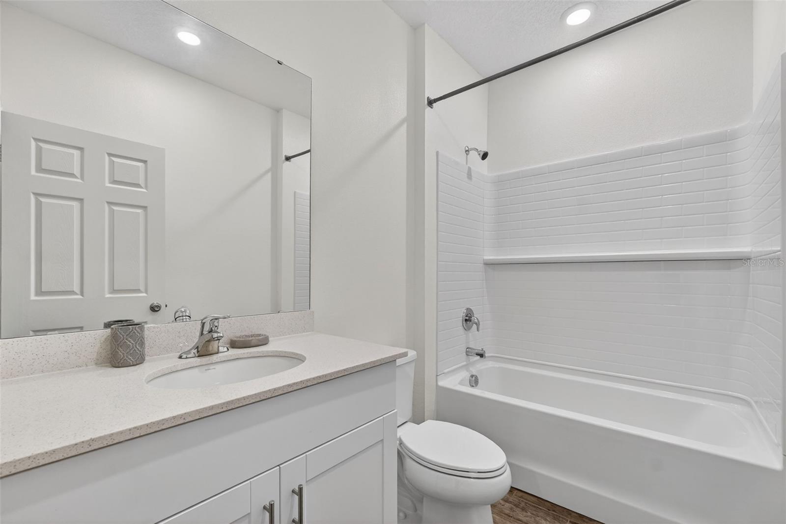 Image 27 of 30 For 1325 Stockwell Avenue