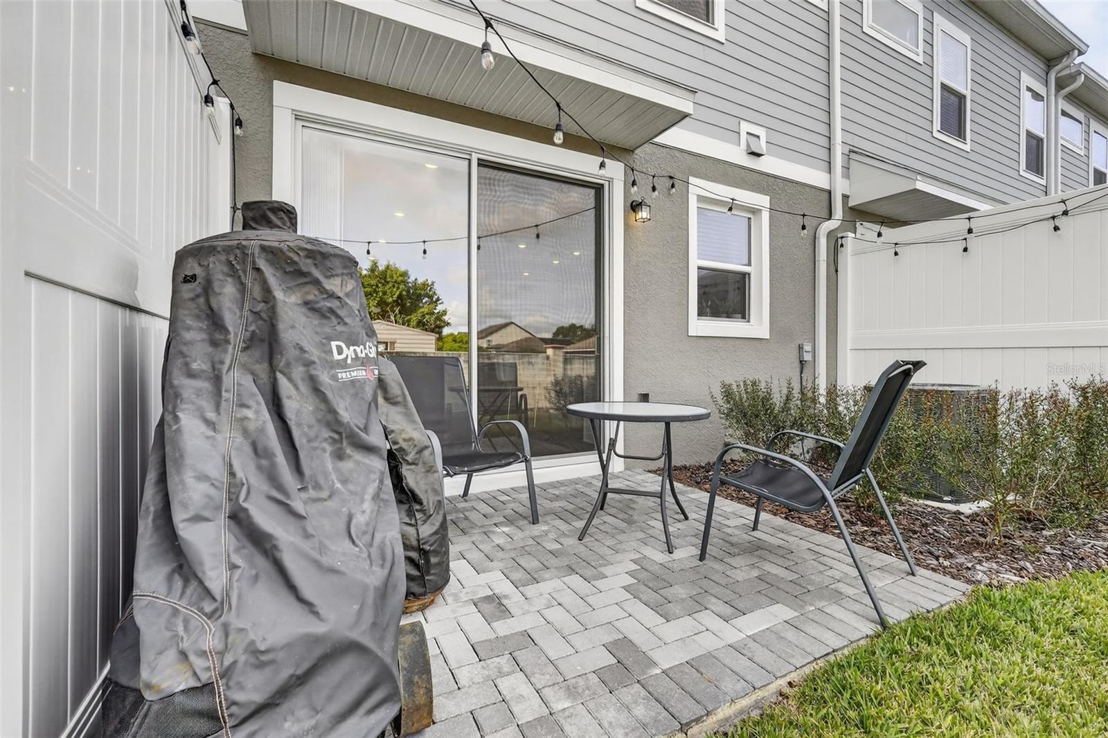 Image 28 of 30 For 1325 Stockwell Avenue