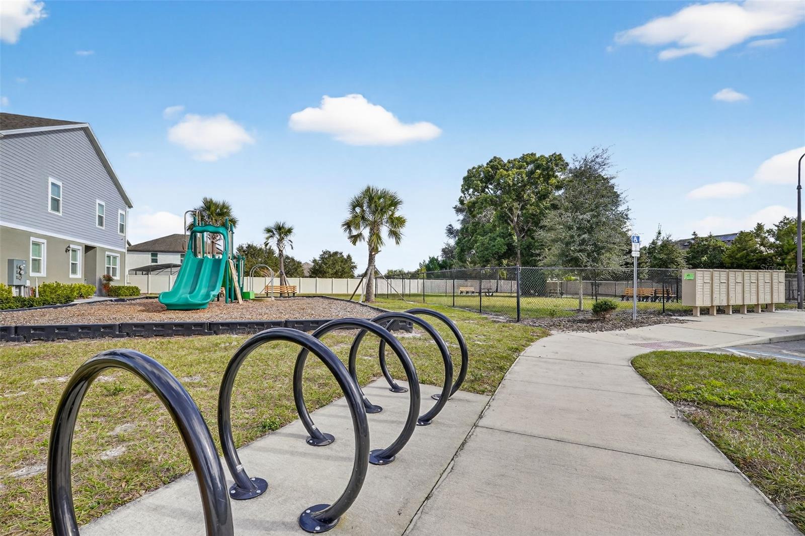 Image 30 of 30 For 1325 Stockwell Avenue