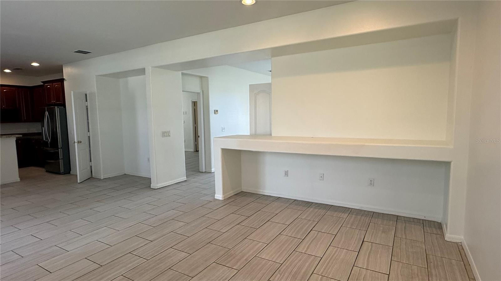 Image 14 of 56 For 4484 Philadelphia Circle