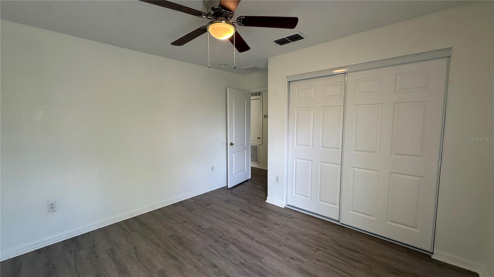 Image 15 of 56 For 4484 Philadelphia Circle