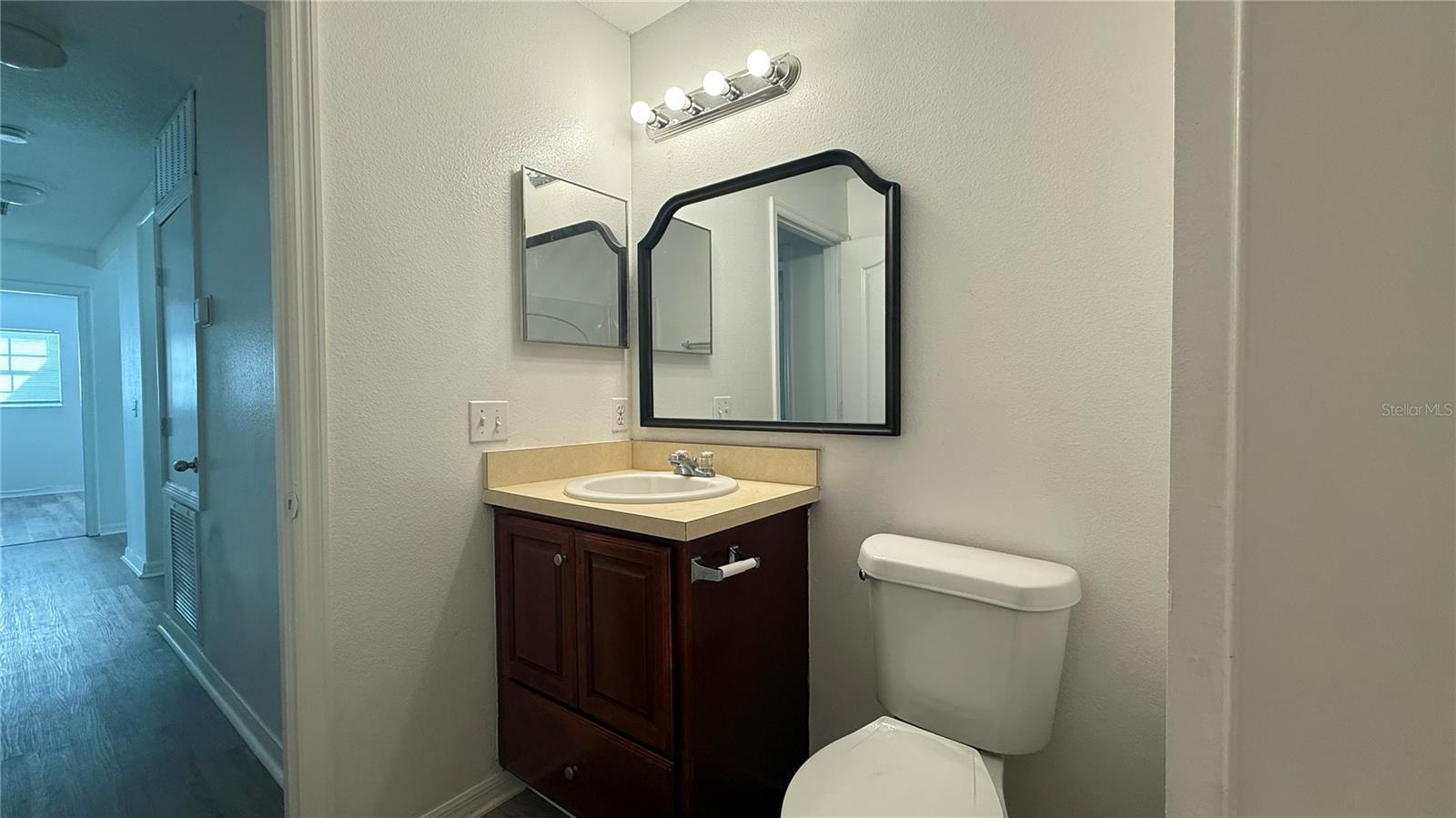 Image 18 of 56 For 4484 Philadelphia Circle