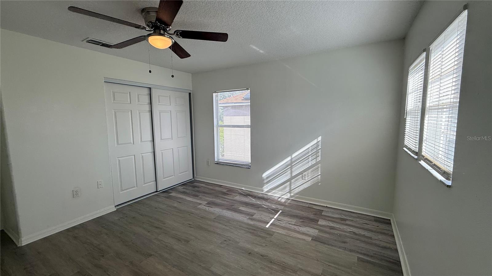 Image 25 of 56 For 4484 Philadelphia Circle