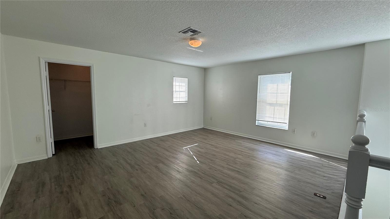 Image 31 of 56 For 4484 Philadelphia Circle