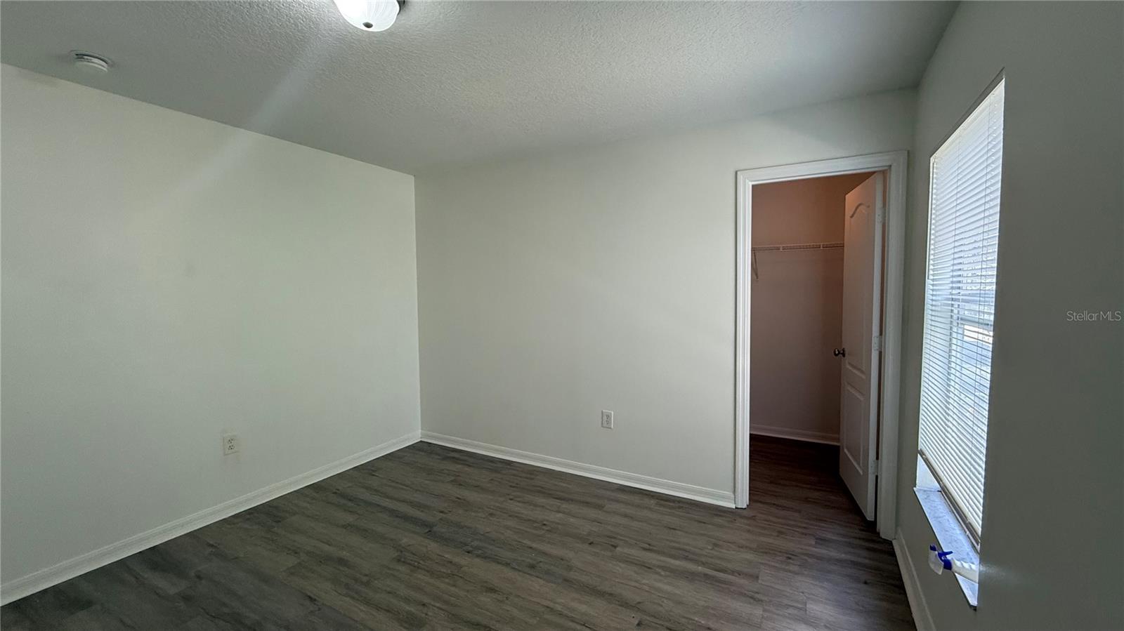 Image 33 of 56 For 4484 Philadelphia Circle