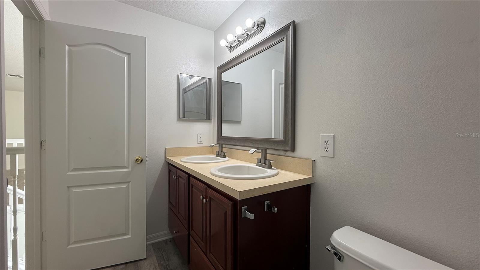 Image 35 of 56 For 4484 Philadelphia Circle