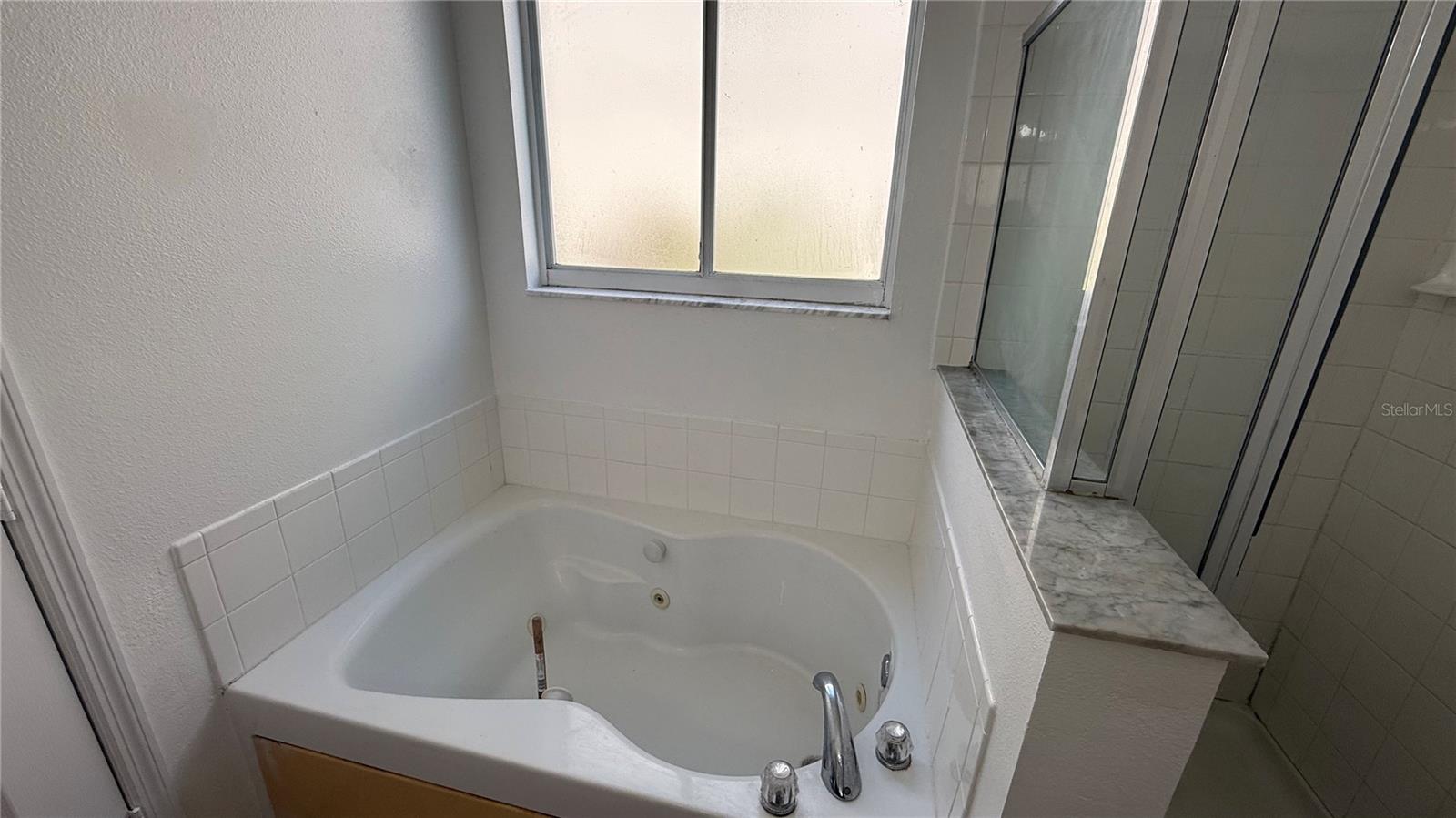 Image 41 of 56 For 4484 Philadelphia Circle