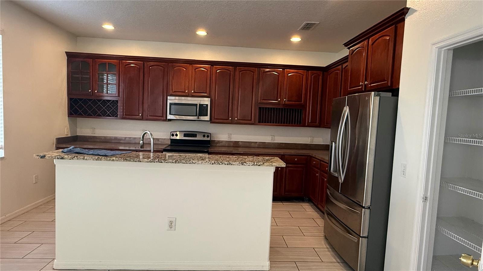 Image 5 of 56 For 4484 Philadelphia Circle