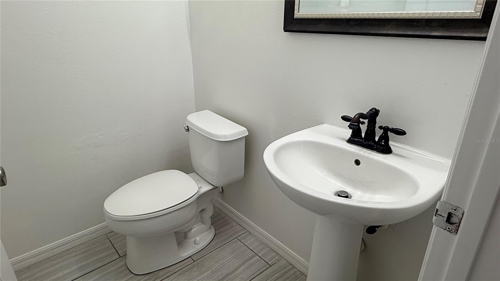 Image 53 of 56 For 4484 Philadelphia Circle