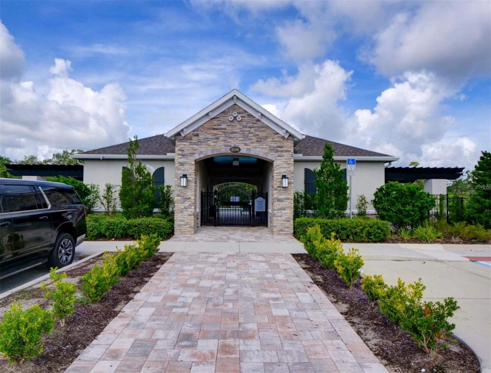 Image 4 of 5 For 14909 Harvest Street