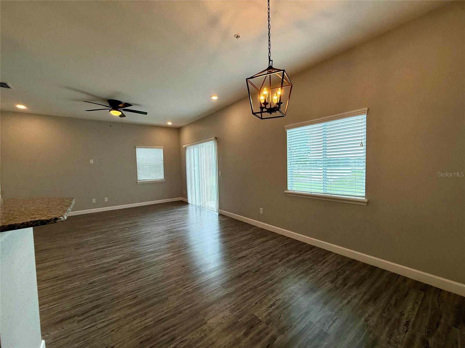 Image 13 of 33 For 2630 Tanoak Terrace