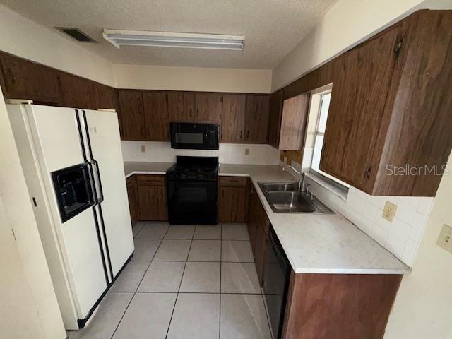 Image 3 of 14 For 3736 Pine Circle