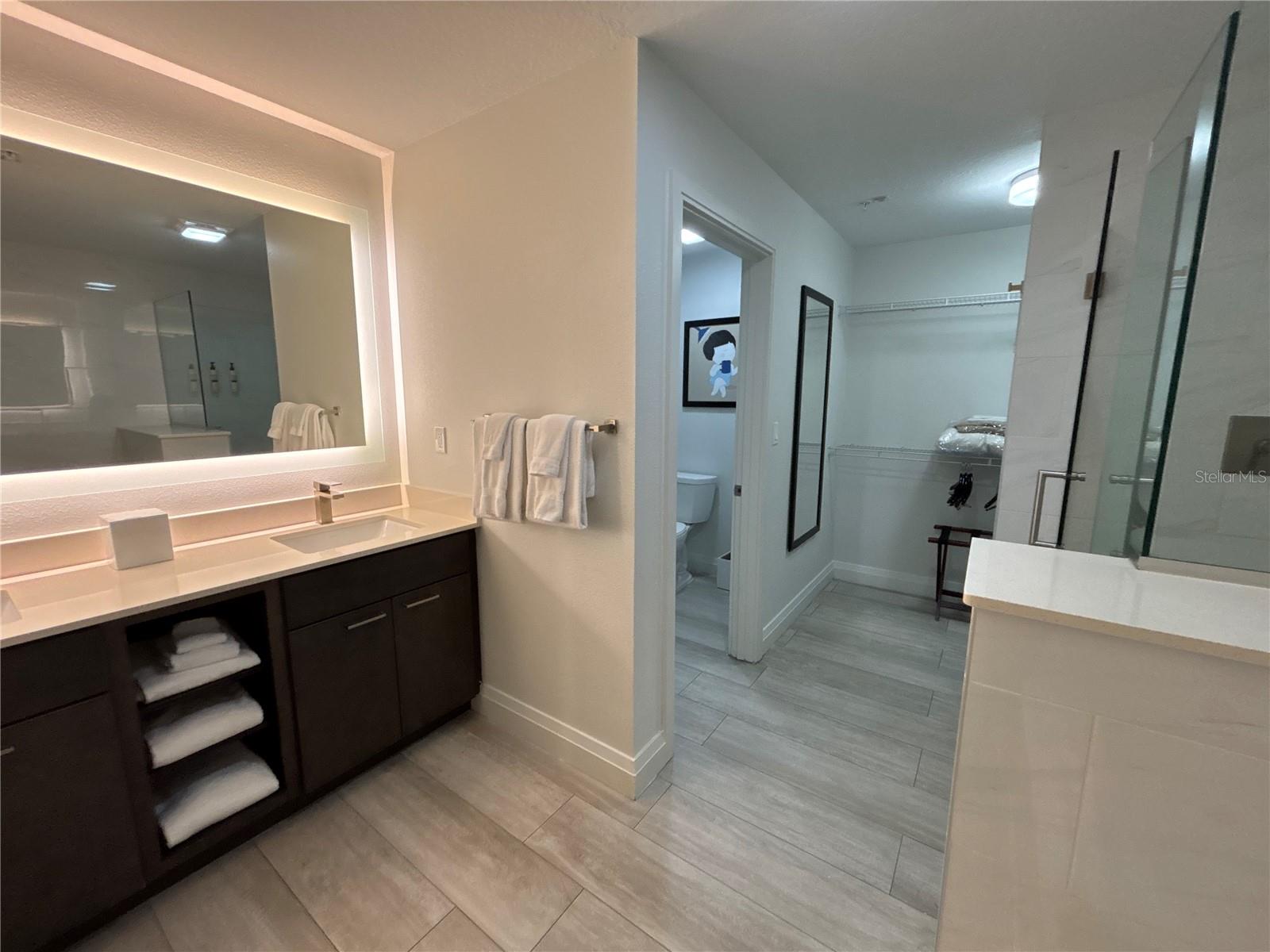 Image 15 of 34 For 14501 Grove Resort Avenue 3230