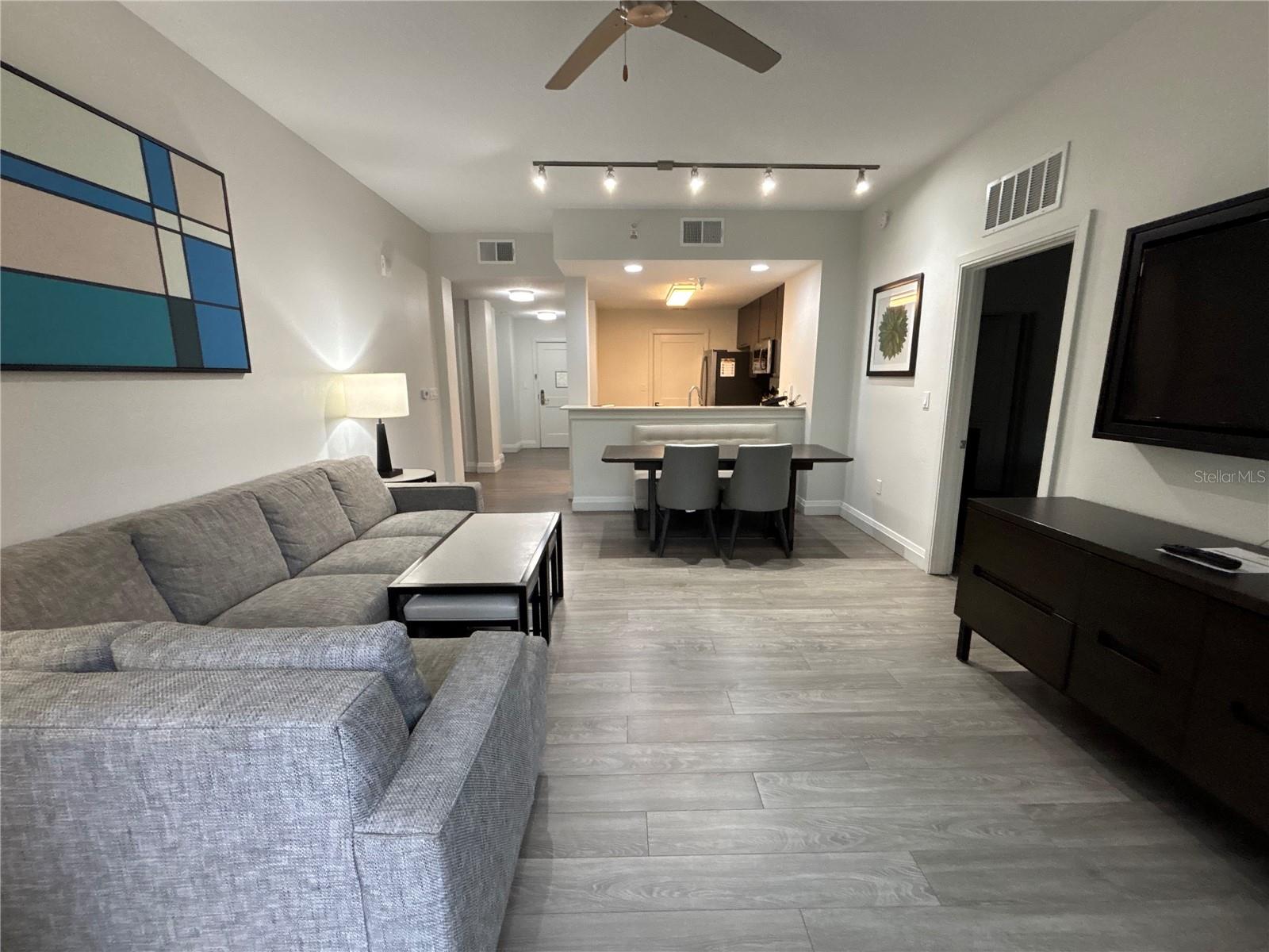 Image 9 of 34 For 14501 Grove Resort Avenue 3230