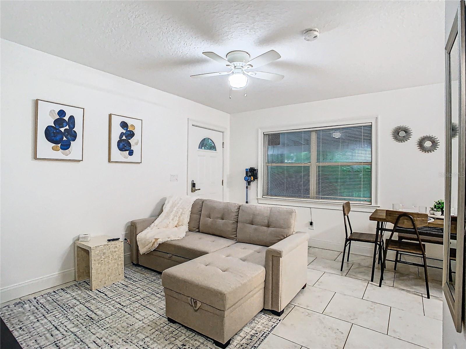 Image 6 of 24 For 3025 Long Street