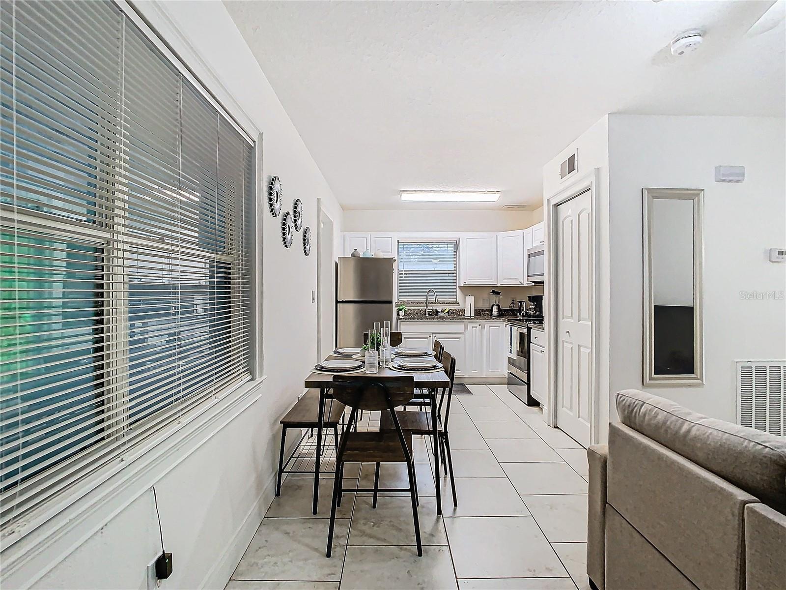 Image 7 of 24 For 3025 Long Street