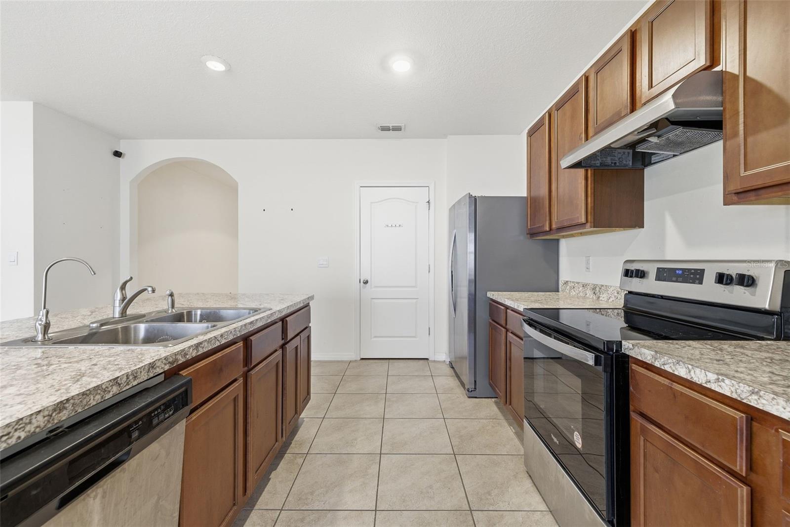 Image 16 of 42 For 624 Honey Bell Road