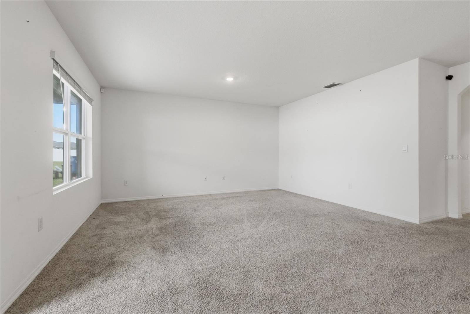 Image 20 of 42 For 624 Honey Bell Road