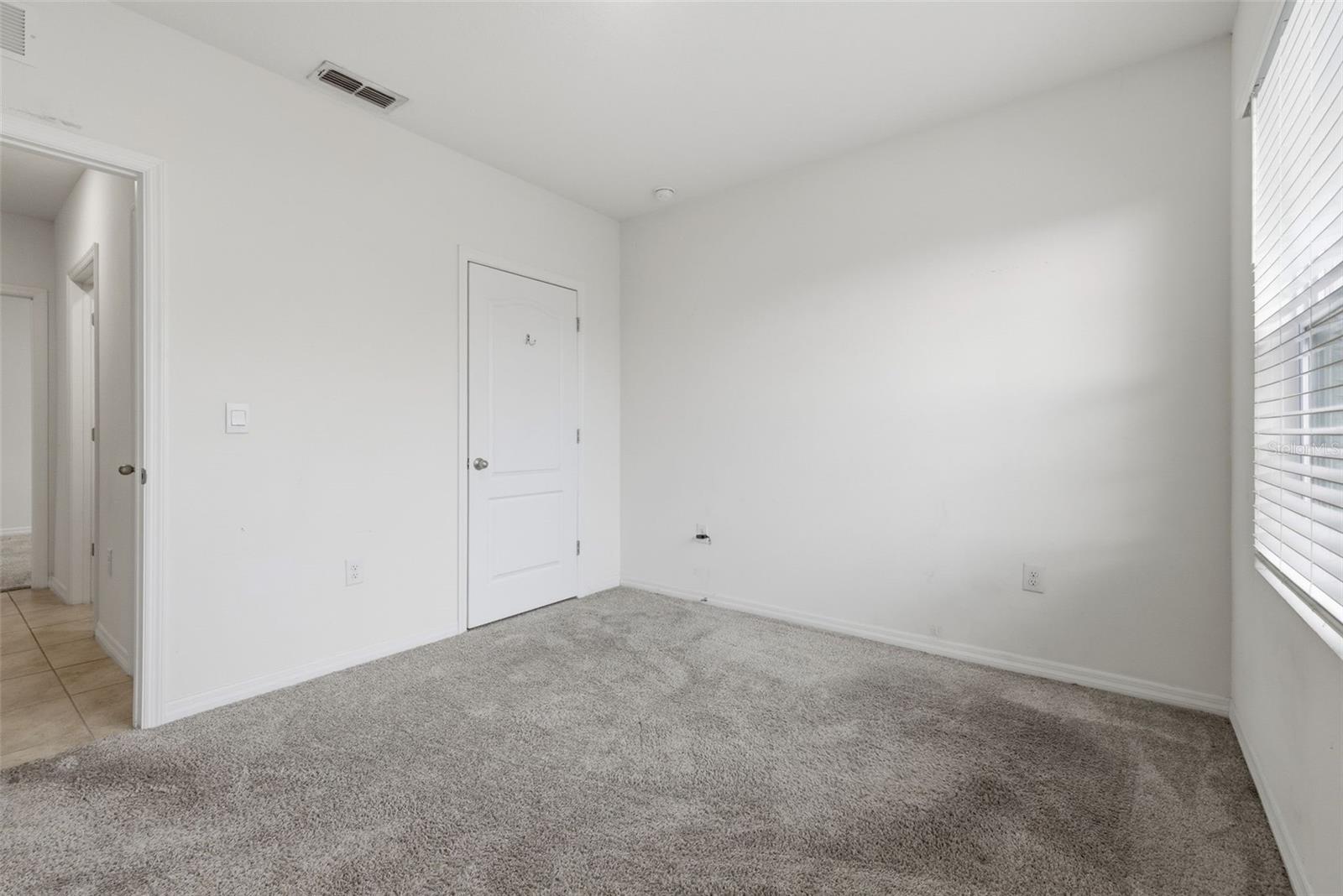 Image 8 of 42 For 624 Honey Bell Road