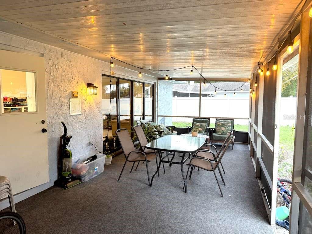 Image 13 of 16 For 8208 Banyan Boulevard