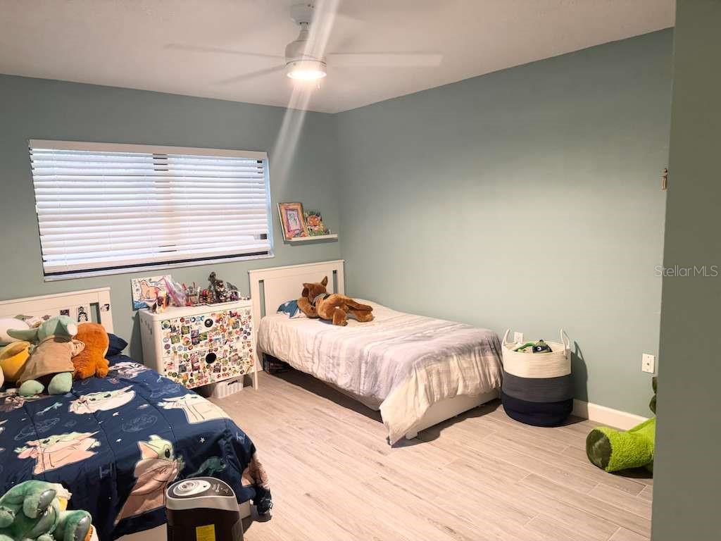 Image 9 of 16 For 8208 Banyan Boulevard