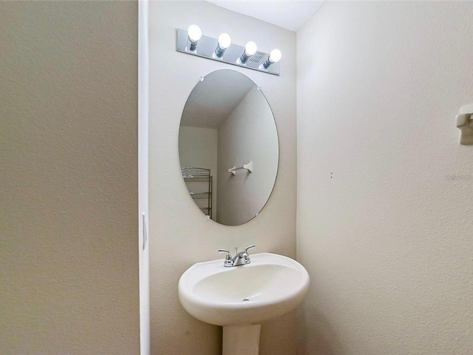 Image 10 of 14 For 2440 Seven Oaks Drive