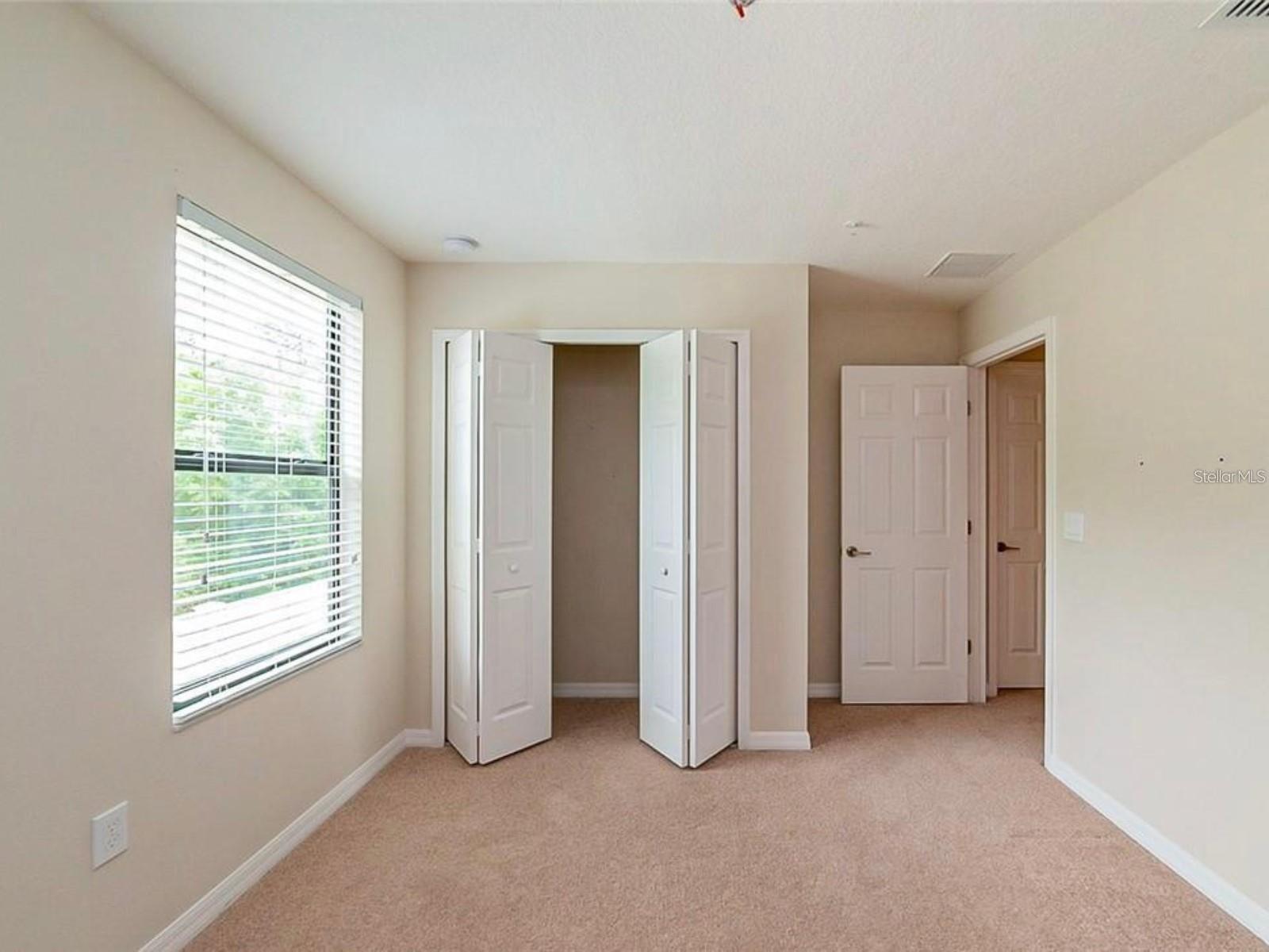 Image 8 of 14 For 2440 Seven Oaks Drive