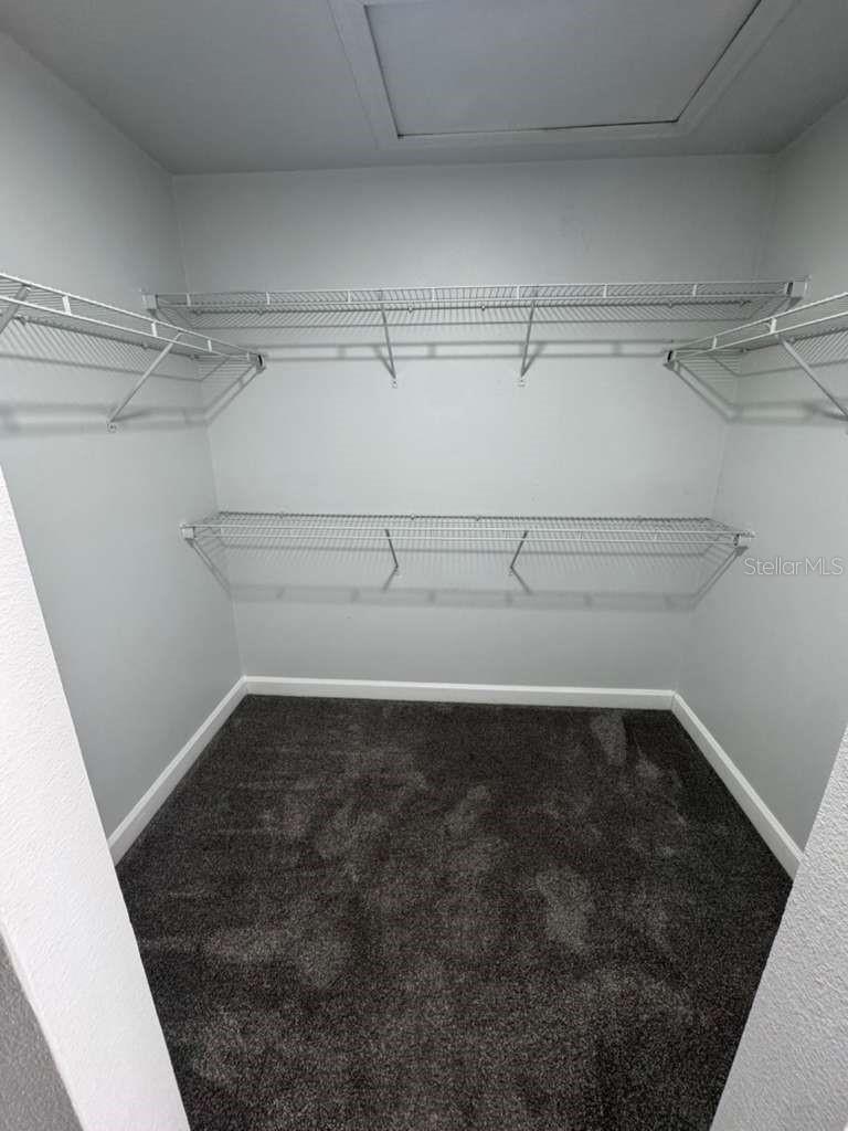 Listing photo id 19 for 2579 Hunley Loop