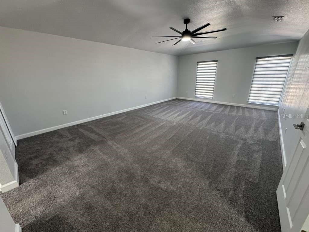 Listing photo id 25 for 2579 Hunley Loop