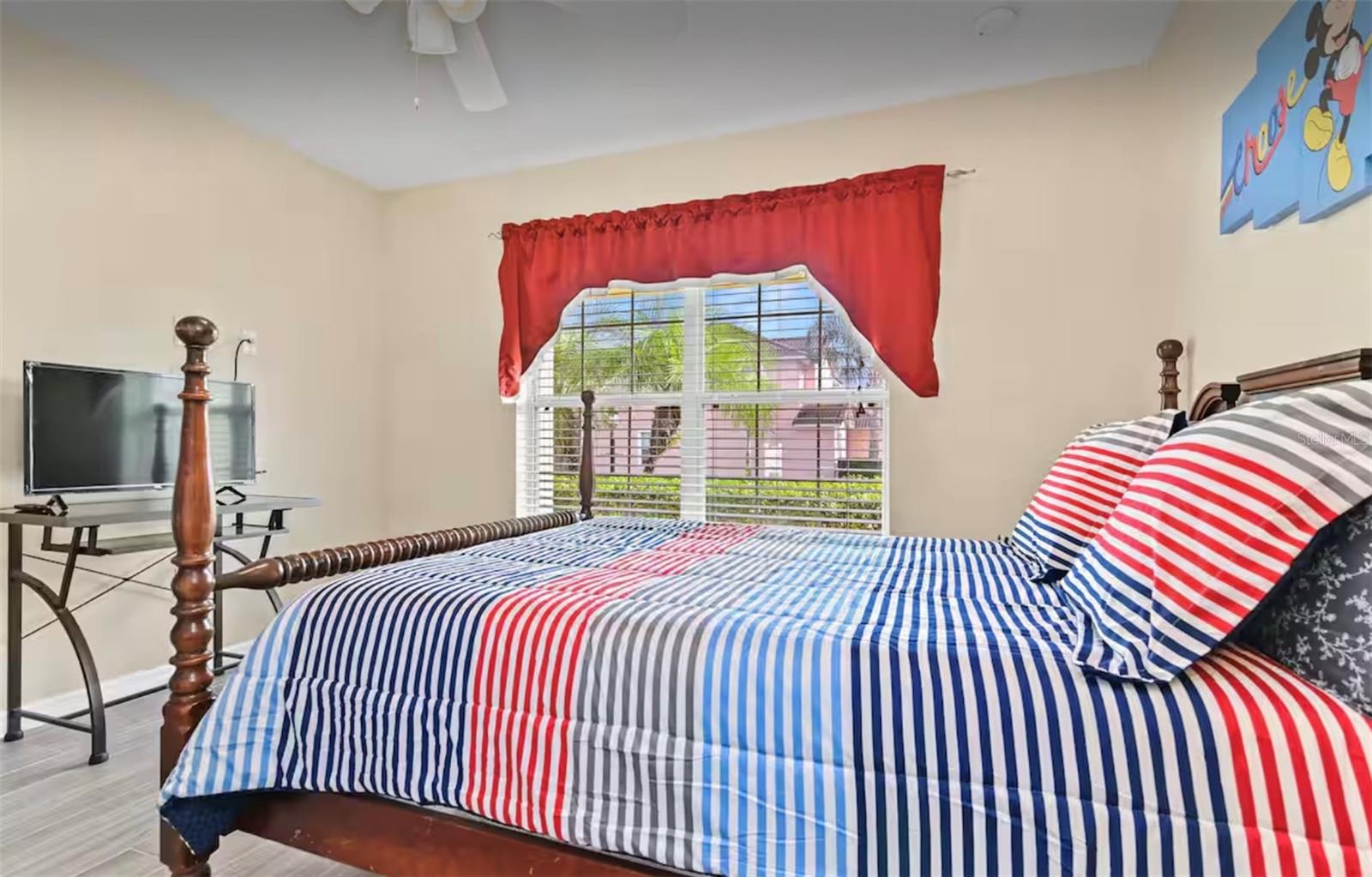 Image 22 of 30 For 100 Cardinal Court