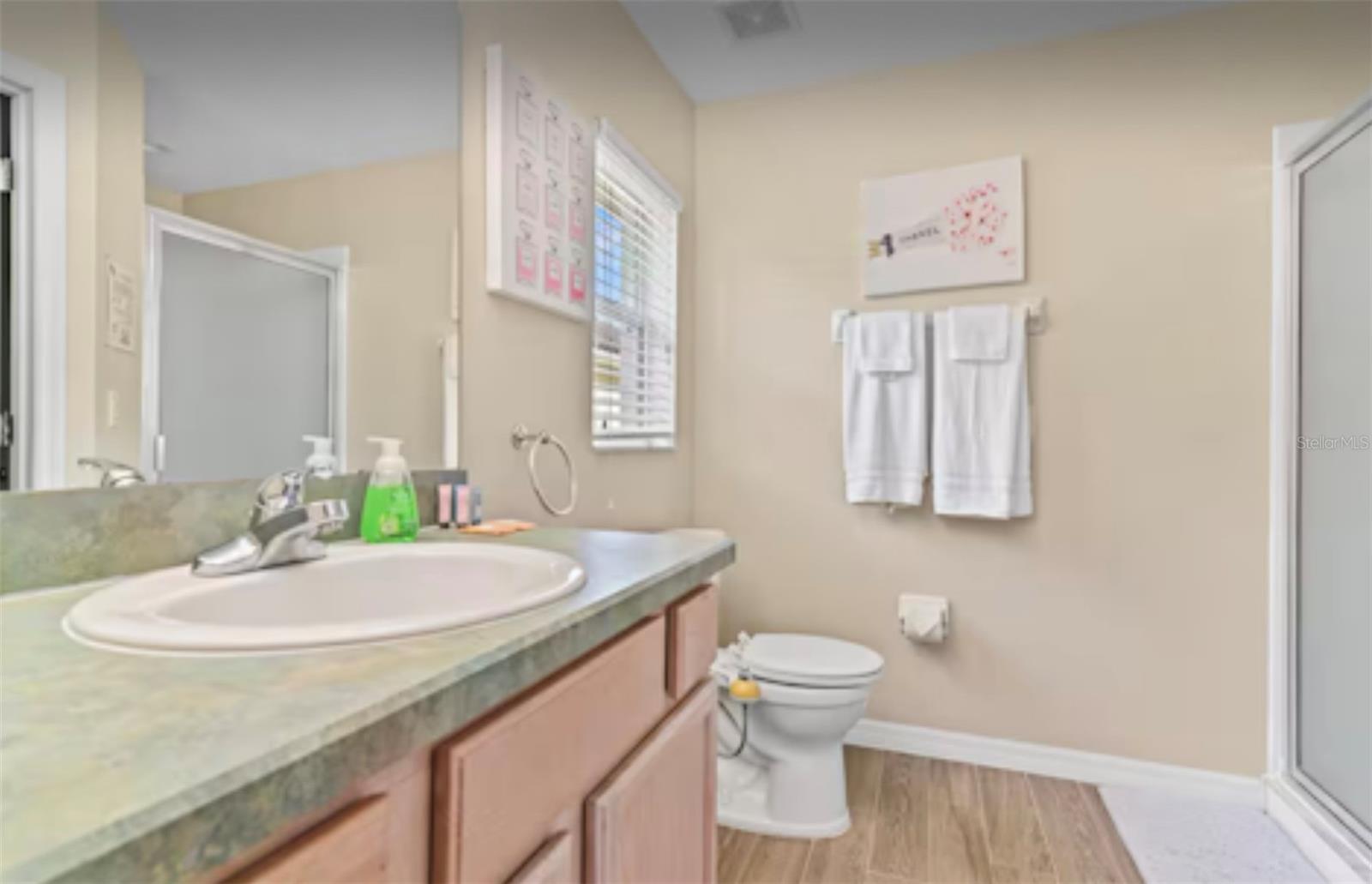 Image 26 of 30 For 100 Cardinal Court