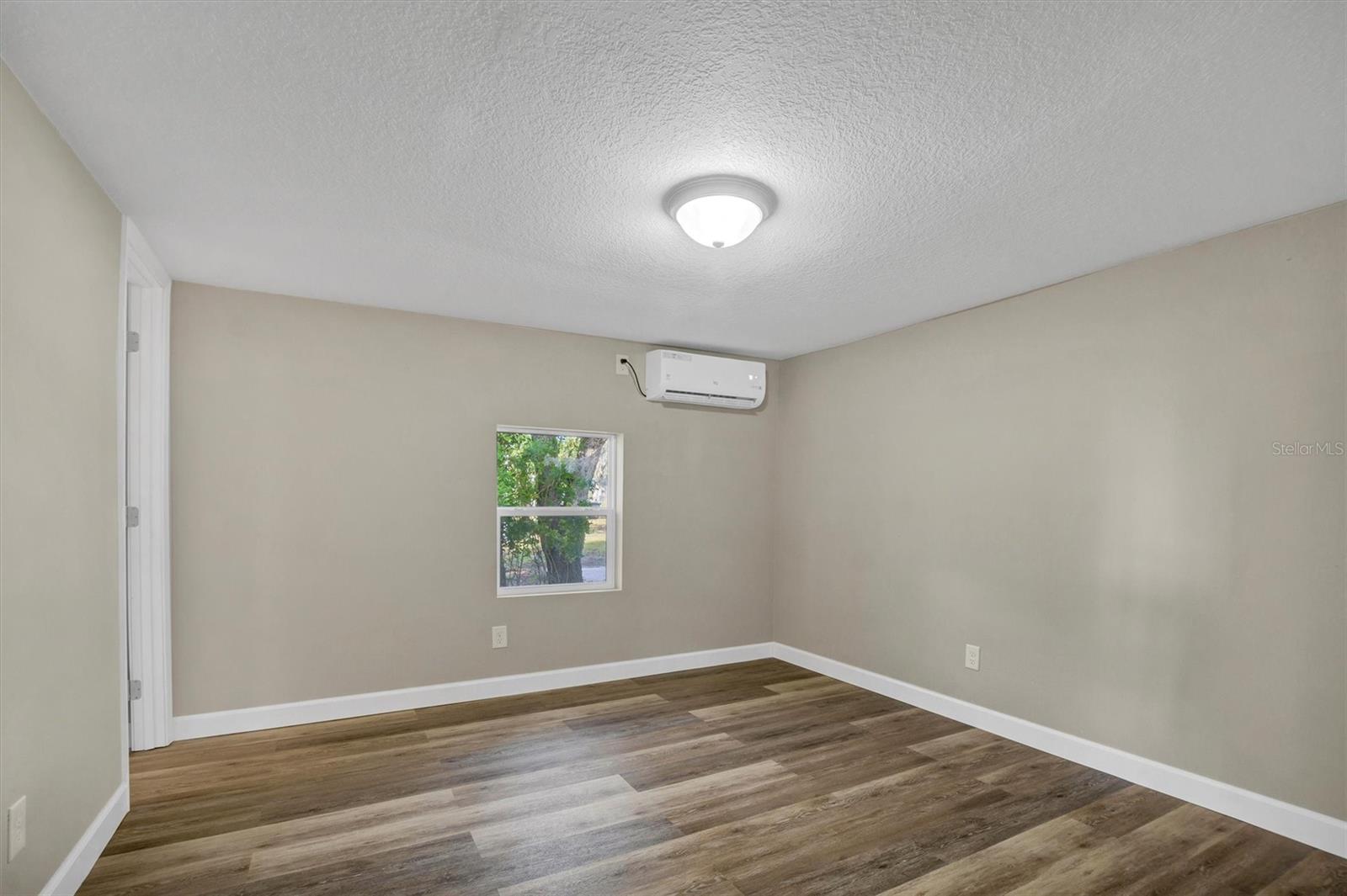 Image 14 of 32 For 3064 Singletree Court