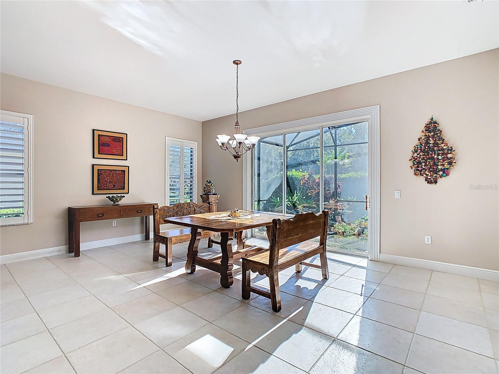 Image 22 of 82 For 156 Sand Piper Drive