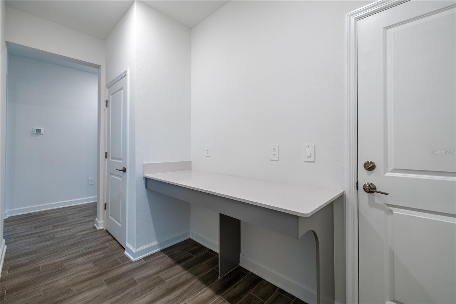 Image 16 of 36 For 11409 Rhyme Ave