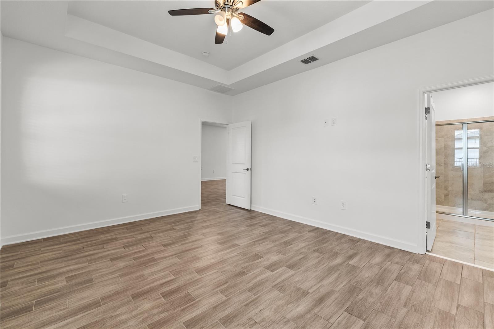 Image 24 of 36 For 11409 Rhyme Ave