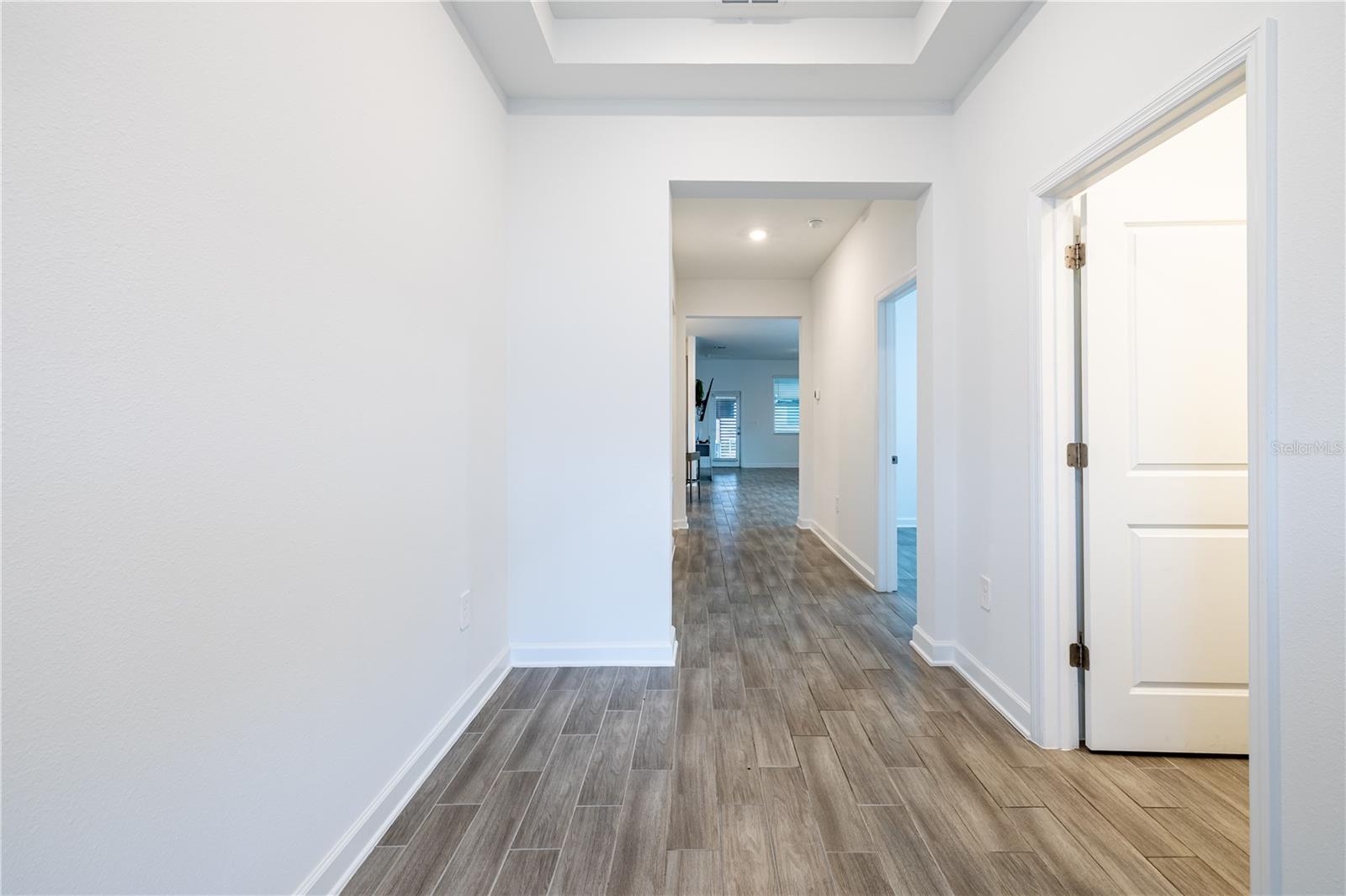 Image 6 of 36 For 11409 Rhyme Ave