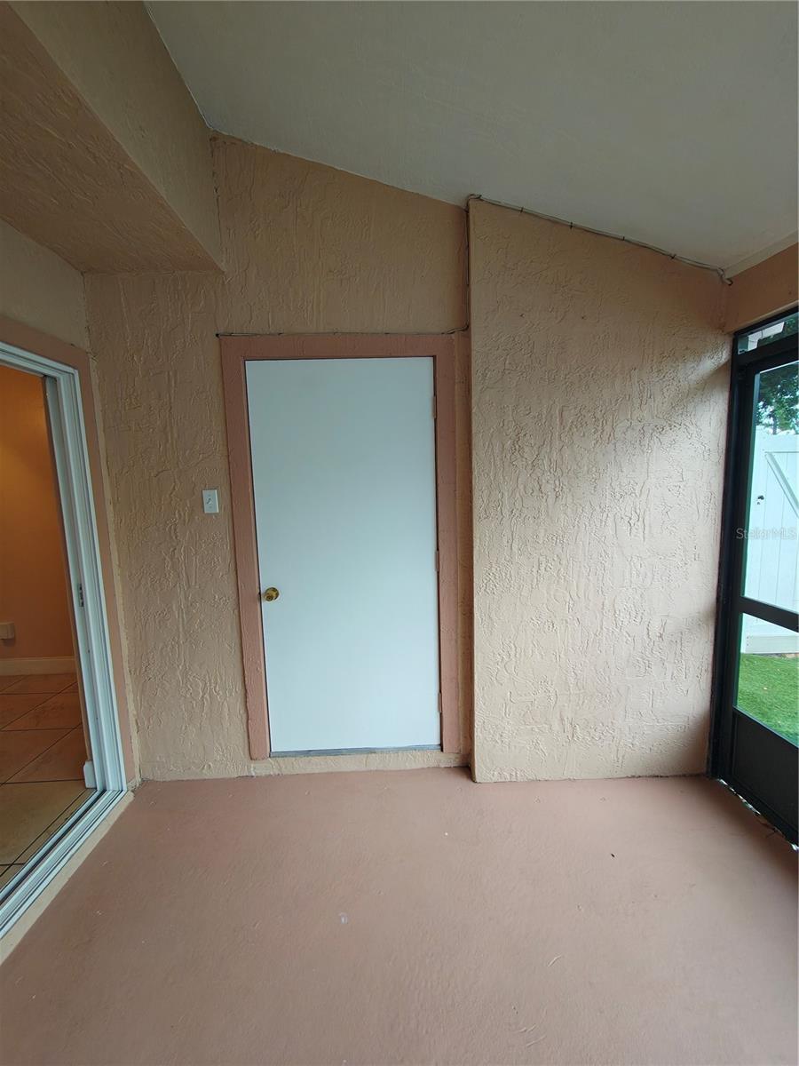 Image 18 of 28 For 11015 Regency Commons Court