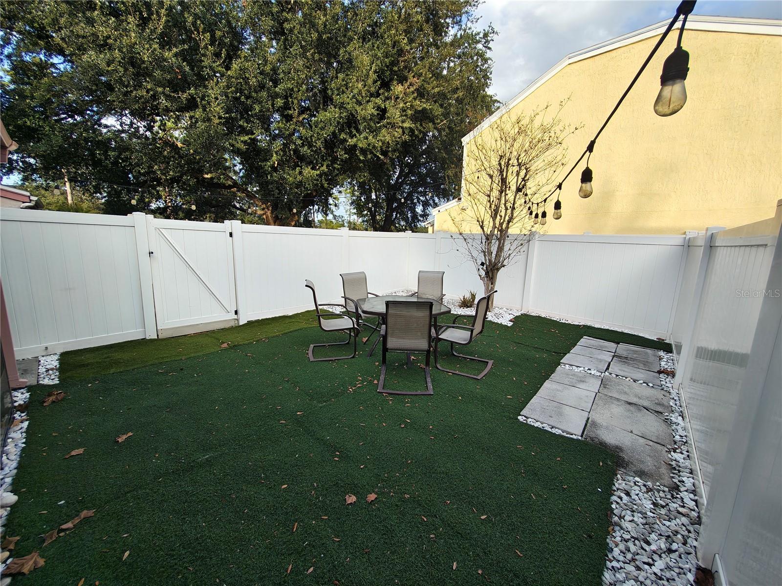 Image 22 of 28 For 11015 Regency Commons Court