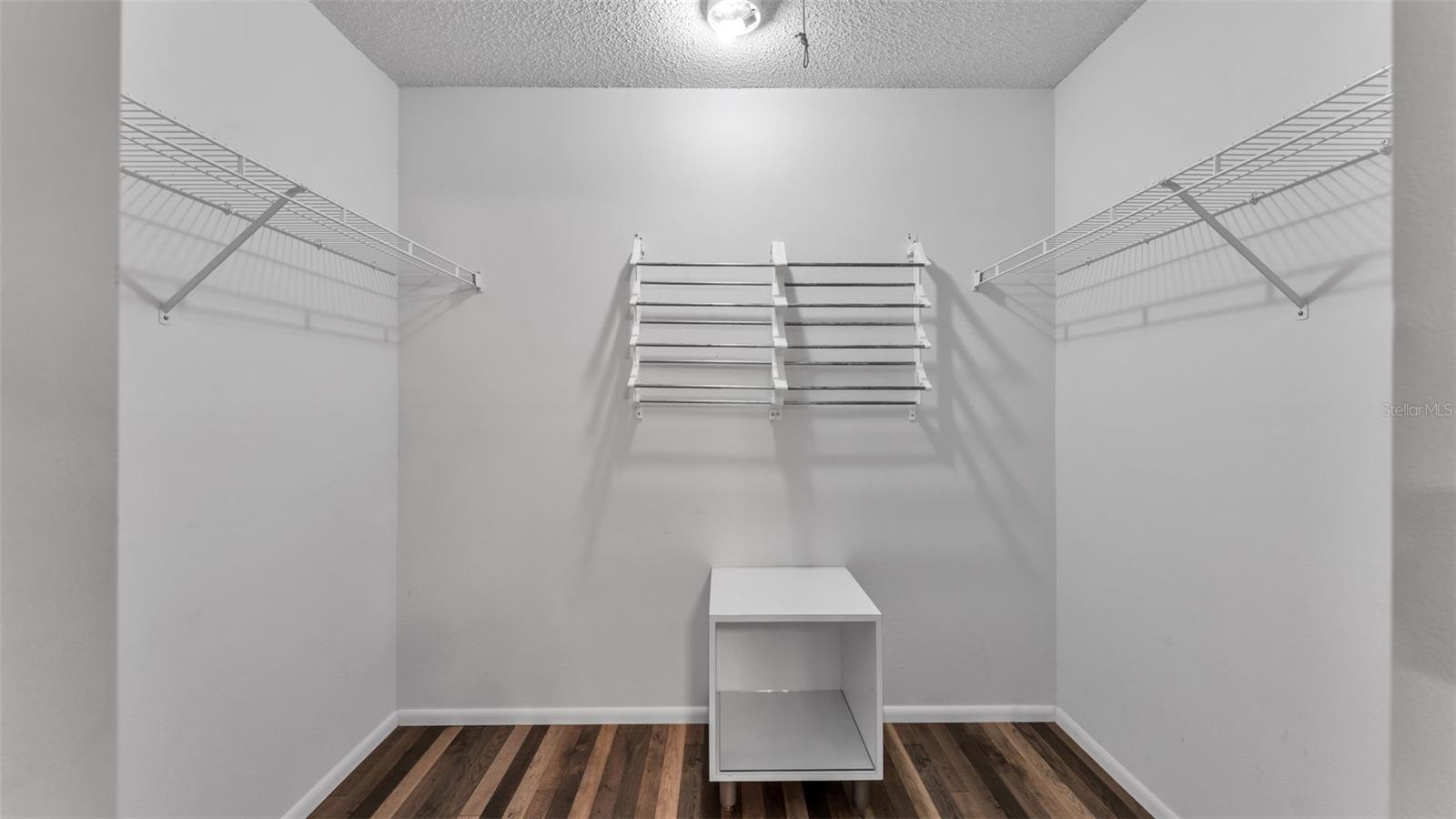 Image 9 of 50 For 381 Winter Ridge Boulevard