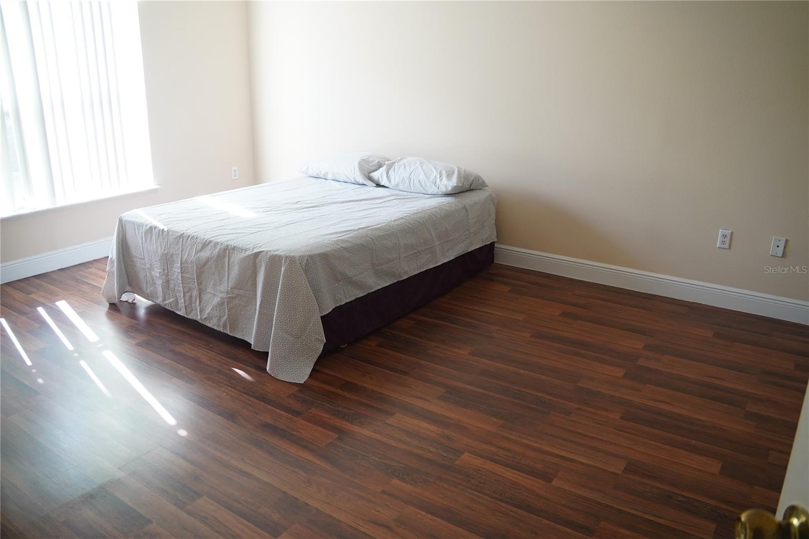 Image 7 of 12 For 304 Cocoa Court