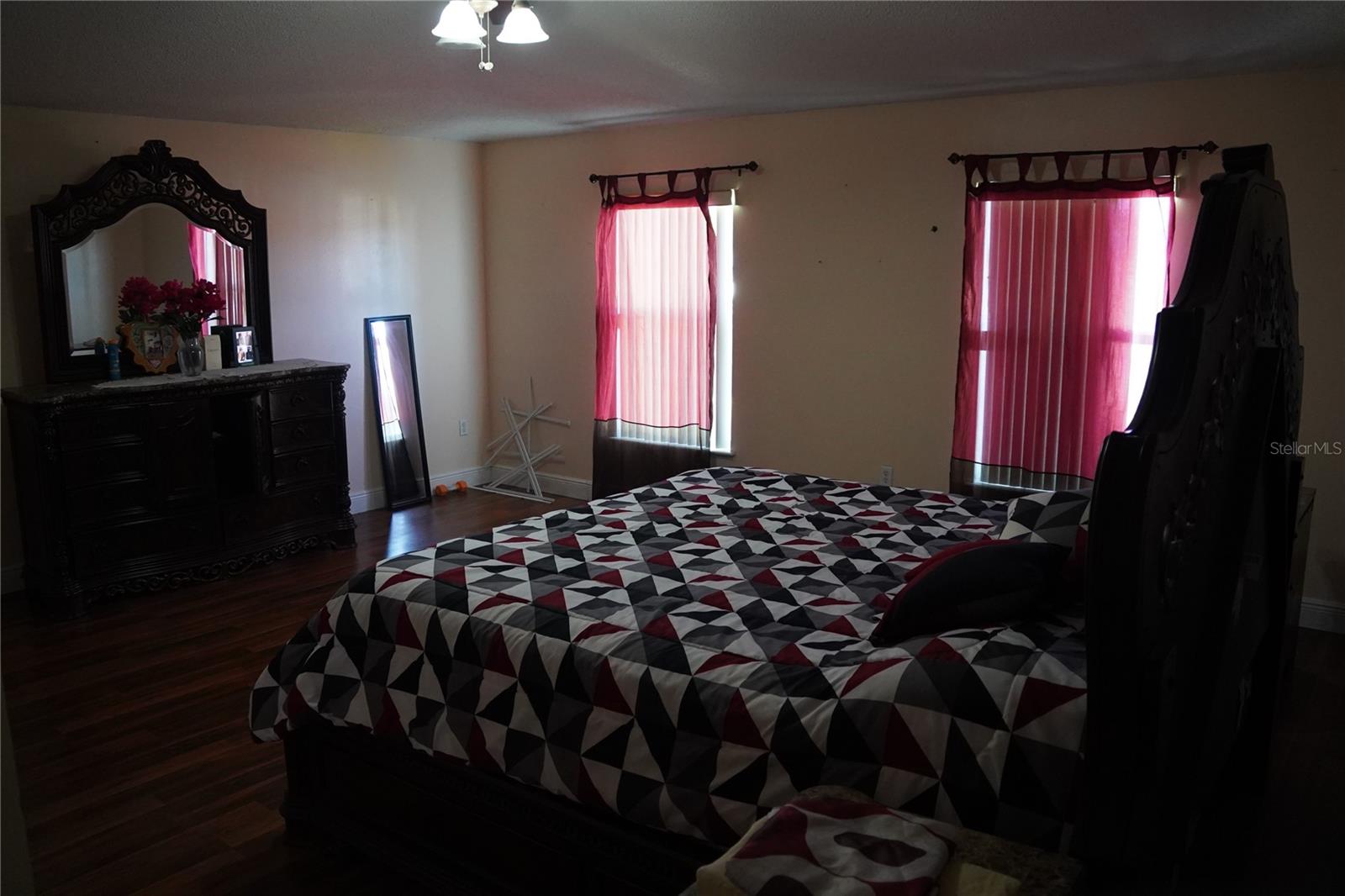 Image 9 of 12 For 304 Cocoa Court