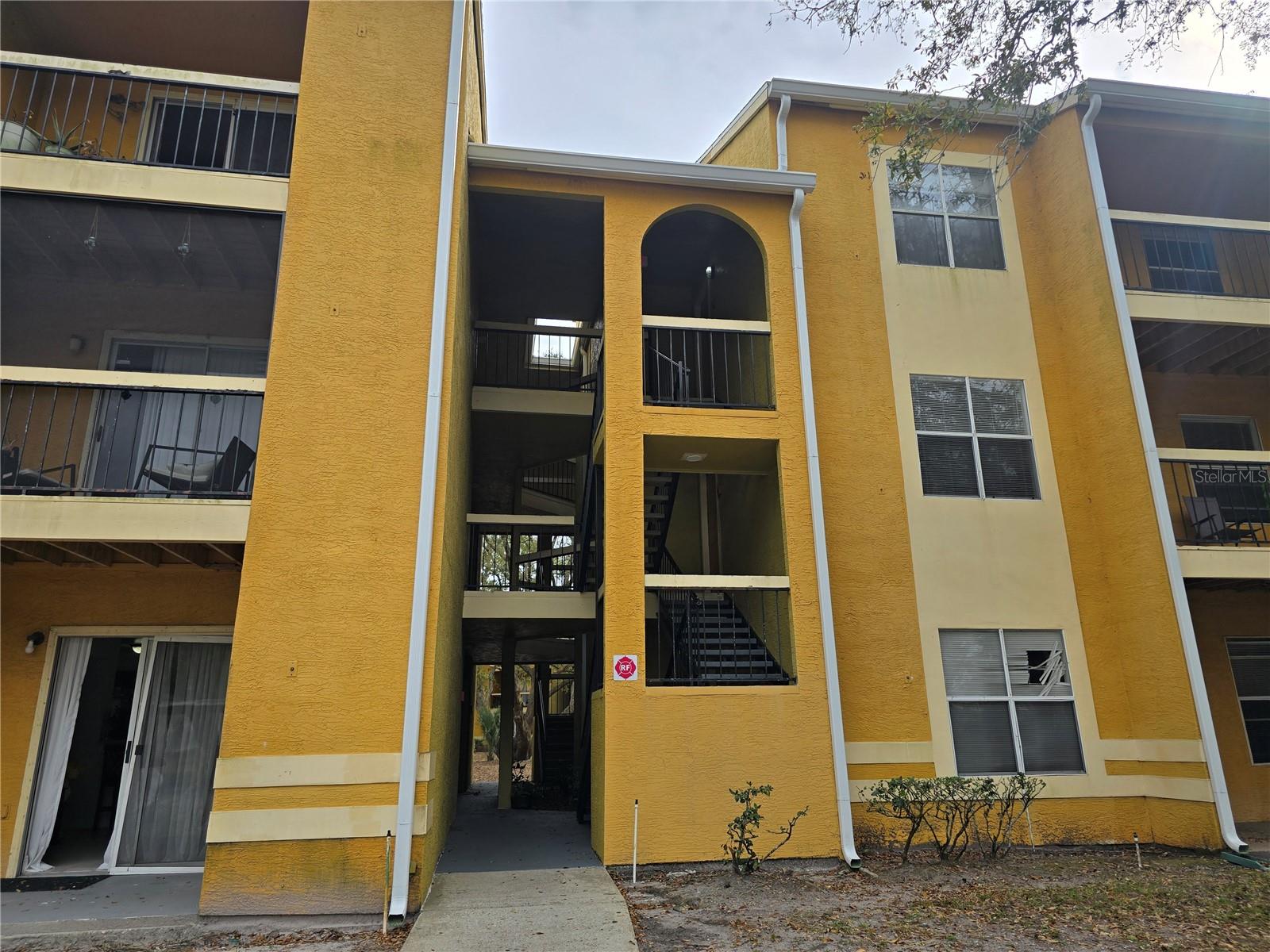 Image 2 of 25 For 5267 Images Circle 303