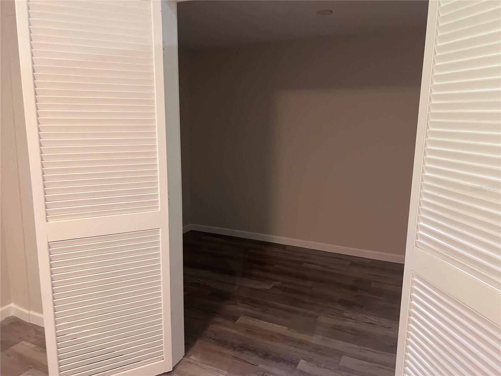 Image 20 of 28 For 4123 Michel Tree Street