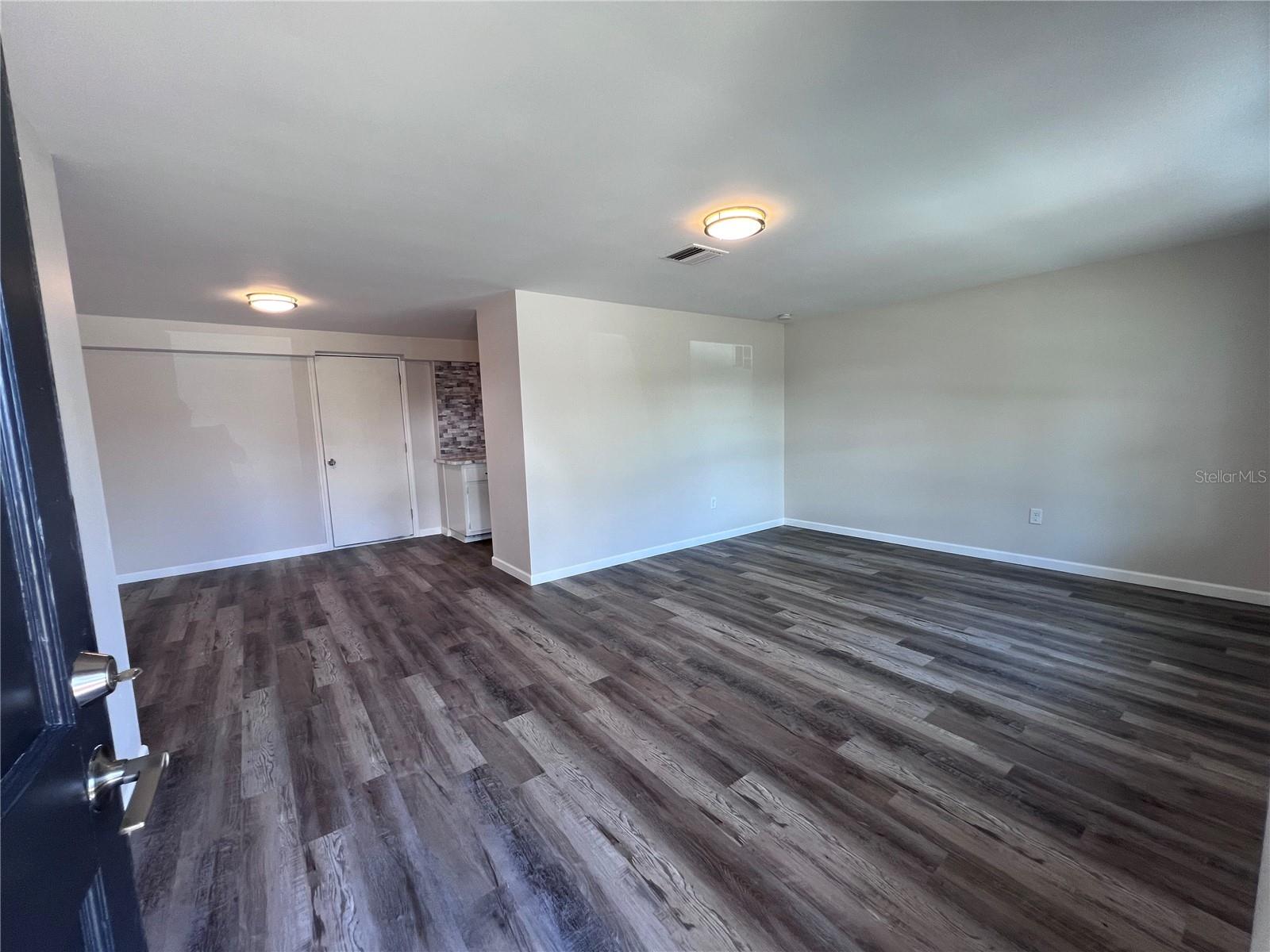 Image 6 of 28 For 4123 Michel Tree Street