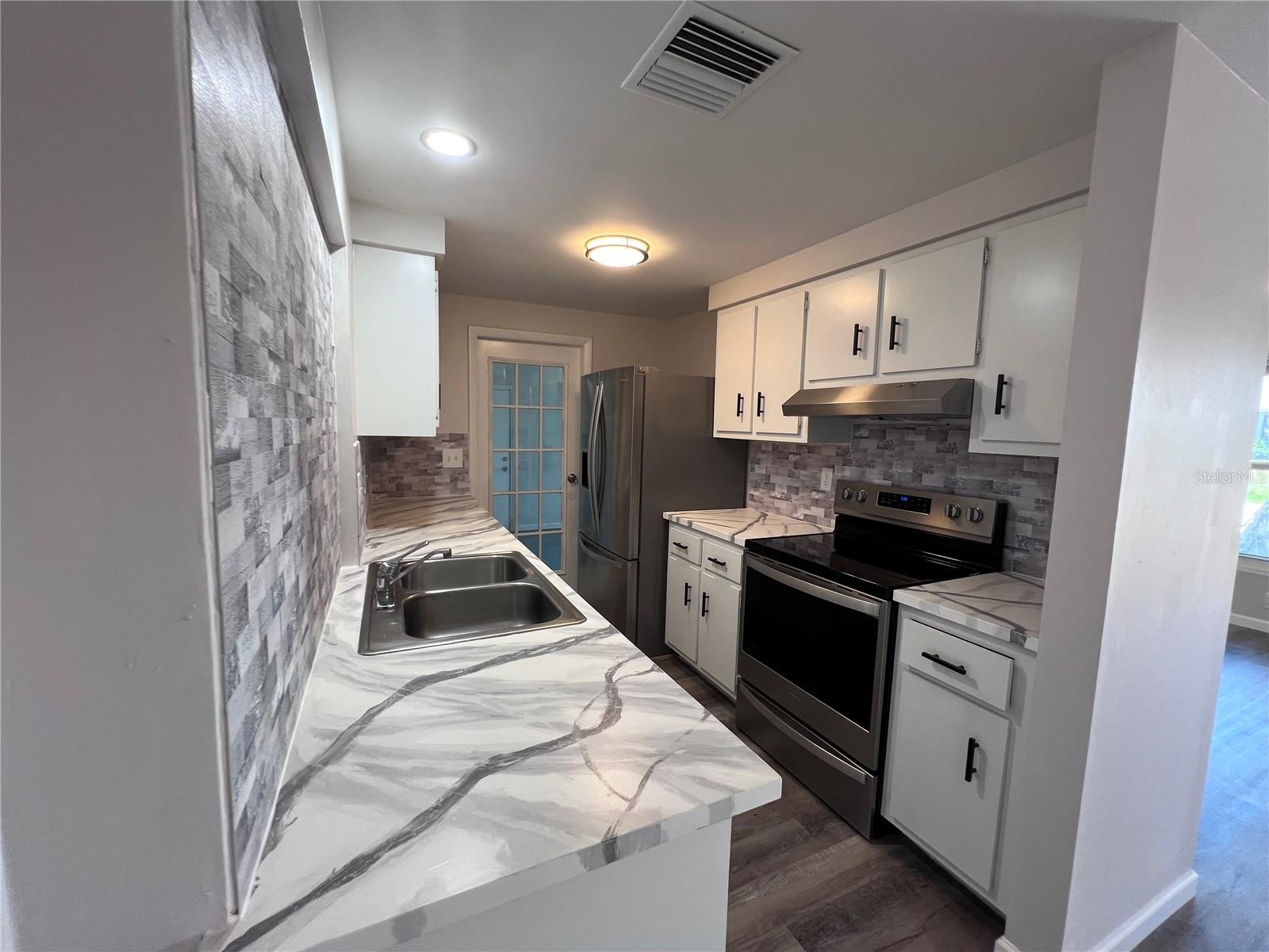 Image 8 of 28 For 4123 Michel Tree Street