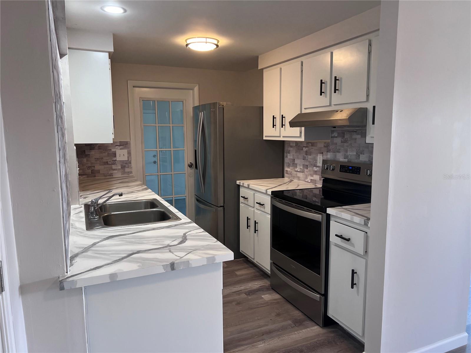 Image 9 of 28 For 4123 Michel Tree Street