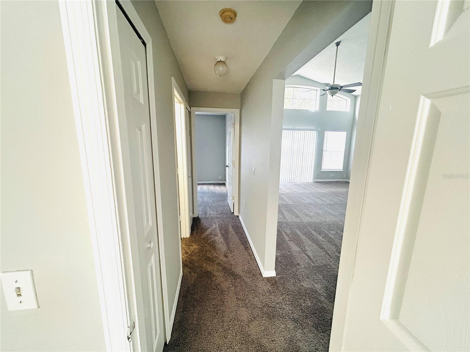 Image 27 of 34 For 40 Coventry Court